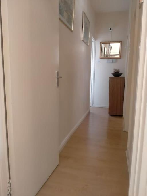 Best Location 2 Bed2 Bath W/Lift In Town! Gibraltar Exteriör bild