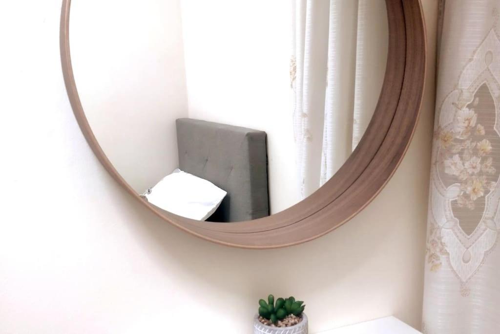Best Location 2 Bed2 Bath W/Lift In Town! Gibraltar Exteriör bild
